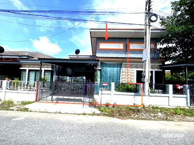 Townhouses for sale : TOWN HOUSE 26 Sq.w. Pluak Daeng Rayong for 1.5M