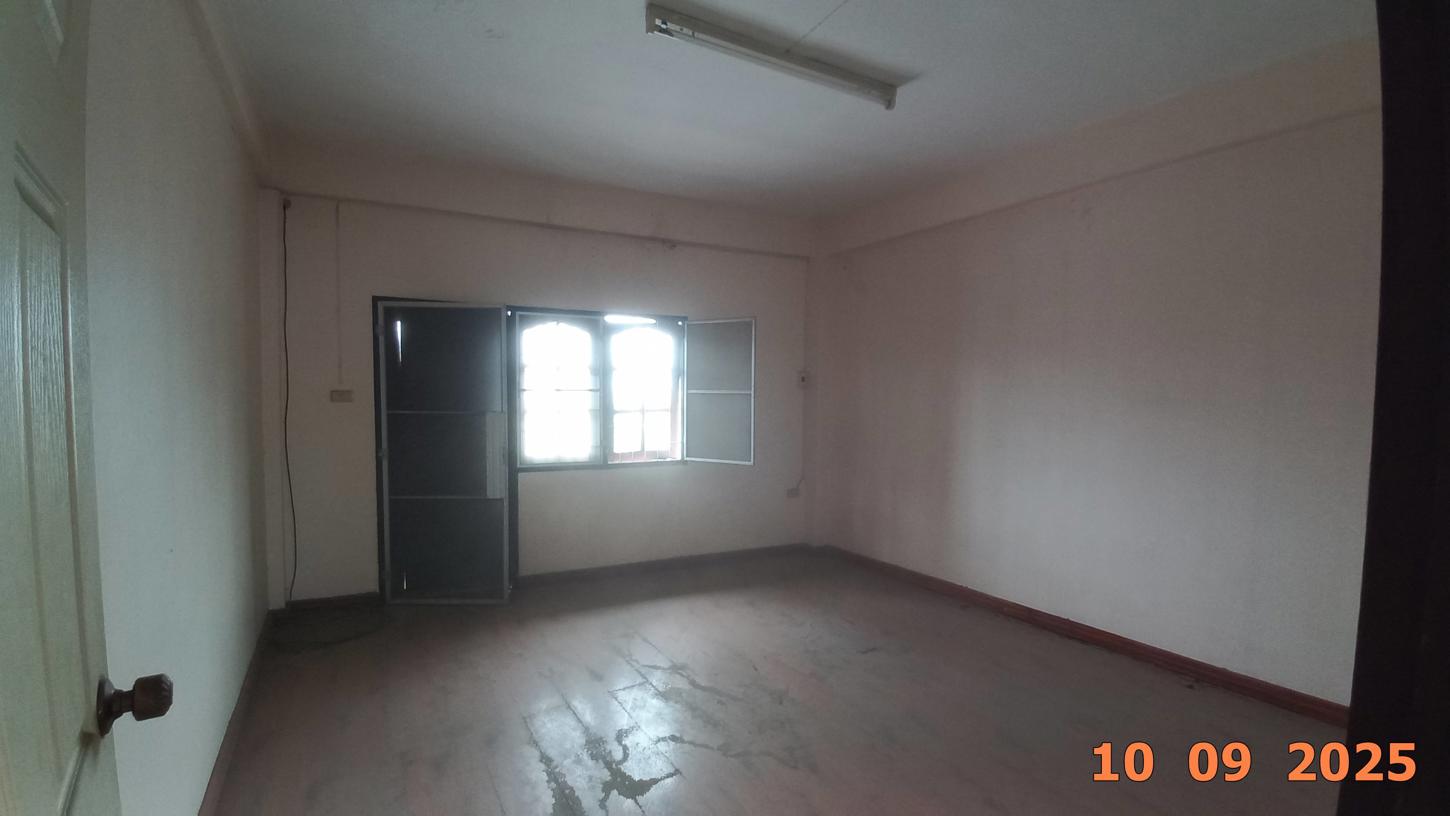 picture SHOP HOUSE 19 Sq.w. Ban Bung Chonburi for 1.8M - 14/25