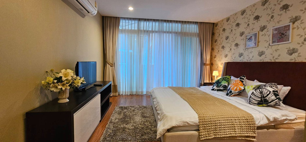 picture The Unique @Nimman condo for rent 1bedroom with pool view :  Tel. 082-3899314 (Boo) - 4/18