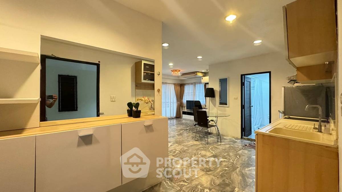 รูป ชั้น 19 ห้องนอน 1 ห้อง Saranjai Mansion Condominium ห่าง BTS นานา 300 ม. (ID 3318630) - รูปที่ 4/13