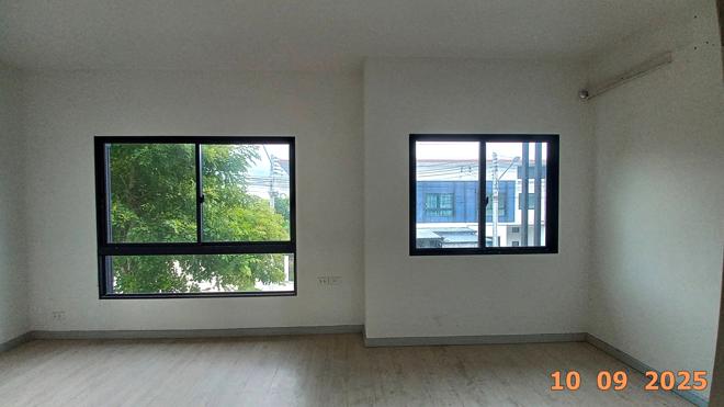 picture TOWN HOUSE 24.9 Sq.w. Ban Bung Chonburi for 1.8M - 11/29