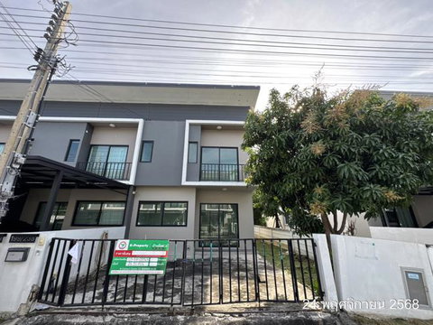 ทาวน์เฮ้าส์ 28.5 ตร.วา เดอะคัลเลอร์ส บางนา-วงแหวน 2 บางพลี สมุทรปราการ 2.3M