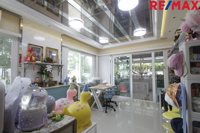 รูป บ้านเดี่ยวคาซ่าวิลล์สุขุมวิท103 เฉลิมพระเกียรติร.๙ซ.22 บ้านรุ่นใหญ่ตกแต่งต่อเติมพร้อมอยู่ ทำเลเด่นหลังมุมตรงข้ามสวน หลังแรกหน้าโครงการ 71.7วา คุ้มสุดๆ - รูปที่ 5/20