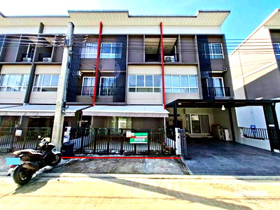 Townhouses for sale Makro Bangbuathong : TOWN HOUSE 21.3 Sq.w. Bang Bua Thong Nonthaburi for 2.4M