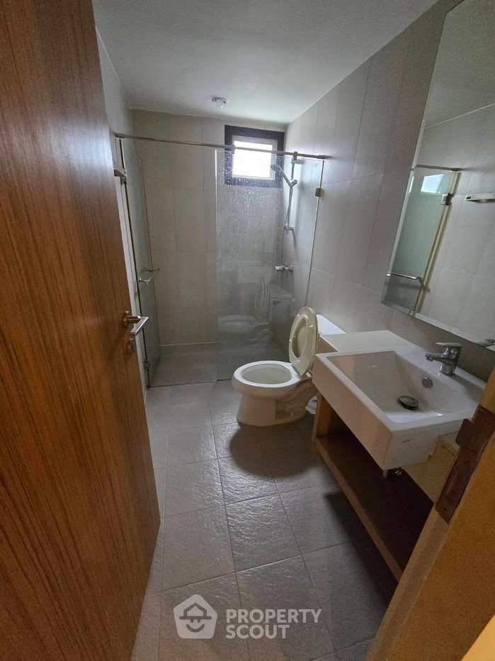 รูป คอนโด 1-ห้องนอน ที่ ซีนิธ เพลส สุขุมวิท 42 คอนโดมิเนียม ใกล้ BTS เอกมัย (ID 3319084) - รูปที่ 5/10