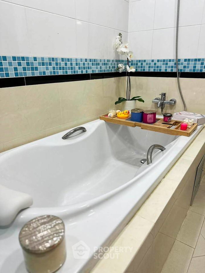 รูป คอนโด 2-ห้องนอน ที่ ซิตี้ สมาร์ท สุขุมวิท18 ใกล้ BTS อโศก (ID 3318389) - รูปที่ 19/26