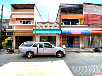 Shophouses for sale Satun Technical College : SHOP HOUSE 22.5 Sq.w. Muang Satun Satun for 1M