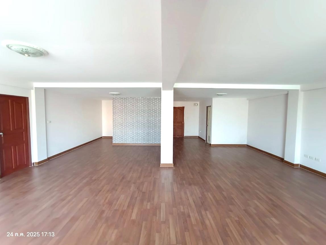 picture CONDO 112.2 Sq.m. Khlong Luang Pathumthani for 2.8M - 18/29