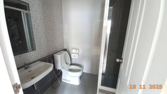 picture TOWN HOUSE 22 Sq.w. Si Racha Chonburi for 1.7M - 13/29