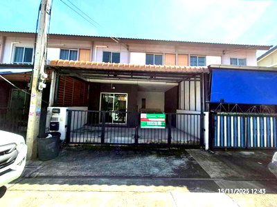 Townhouses for sale Bangkadi Industrial Estate : TOWN HOUSE 17.2 Sq.w. Muang Pathum Thani Pathumthani for 1.3M