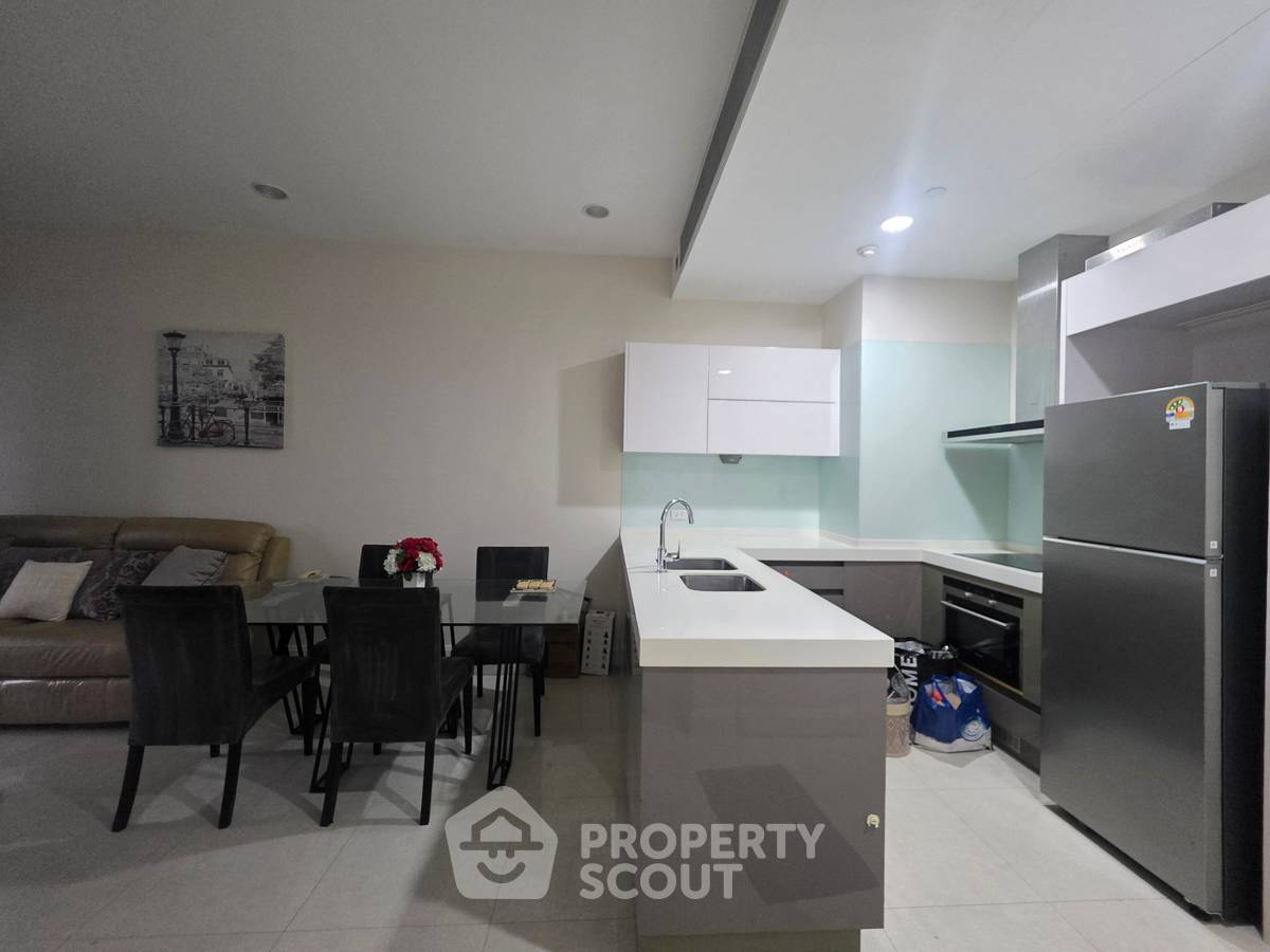 picture 2-BR Condo at Q Langsuan near BTS Ratchadamri (ID 3316193) - 2/13
