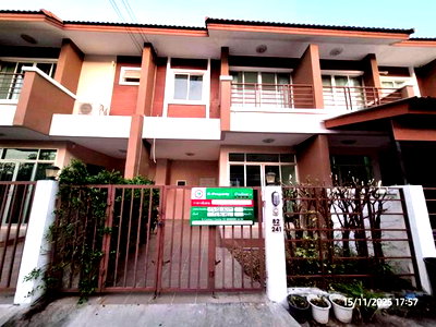 Townhouses for sale North Bangkok University Rangsit Campus : TOWN HOUSE 18.9 Sq.w. Lam Luk Ka Pathumthani for 1.9M
