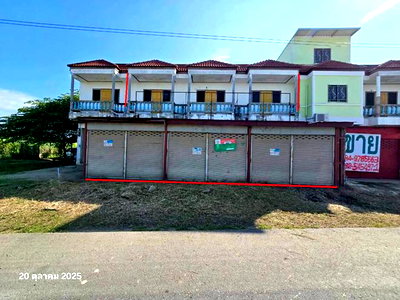 Shophouses for sale Kamphaeng Phet : SHOP HOUSE 117 Sq.w. Khlong Khlung Kamphaeng Phet for 3.5M