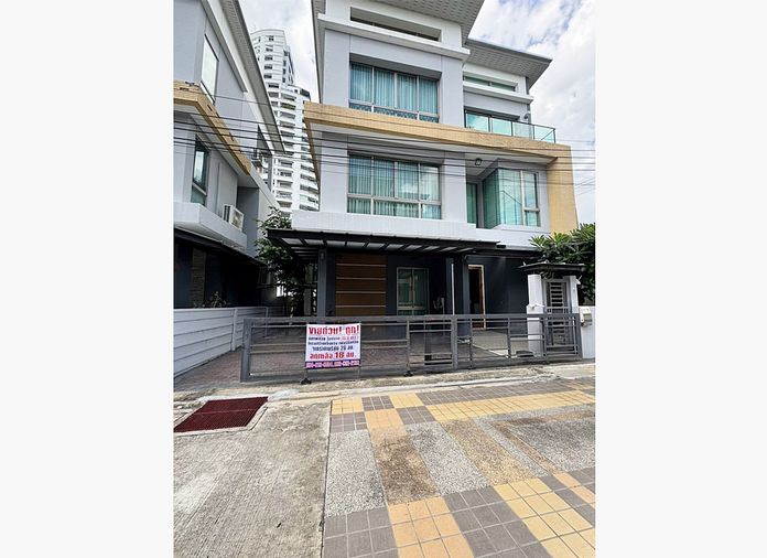 ขายบ้านเดี่ยว 3 ห้องนอน 300 ตร.ม. 46.8 ตร.ว. เขตจตุจักร