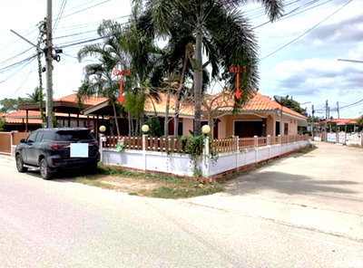 Houses for sale Petchburi : HOME 62 Sq.w. Cha-Am Petchburi for 2.4M