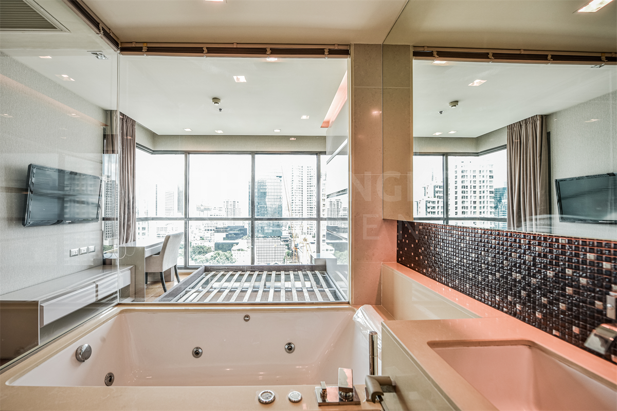 picture The Address Sathorn 12 Easy Travel, Fully Utilized Space near BTS Saint Louis - 6/10