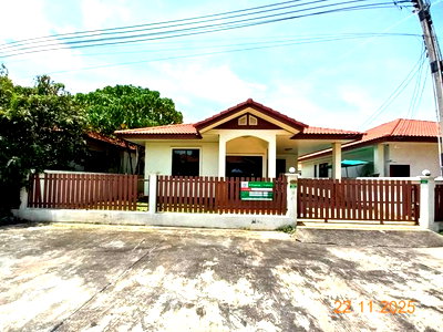 Houses for sale : HOME 54.2 Sq.w. Si Racha Chonburi for 1.9M