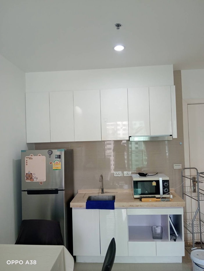 รูป Condo for RENT: TC Green Rama 9 𝐒𝐢𝐳𝐞 : 38 sqm. 𝐓𝐲𝐩𝐞 : 1 Bed 1 Bath /City view 𝐅𝐥𝐨𝐨𝐫 : 17th Building: C Fully furnished - รูปที่ 4/7