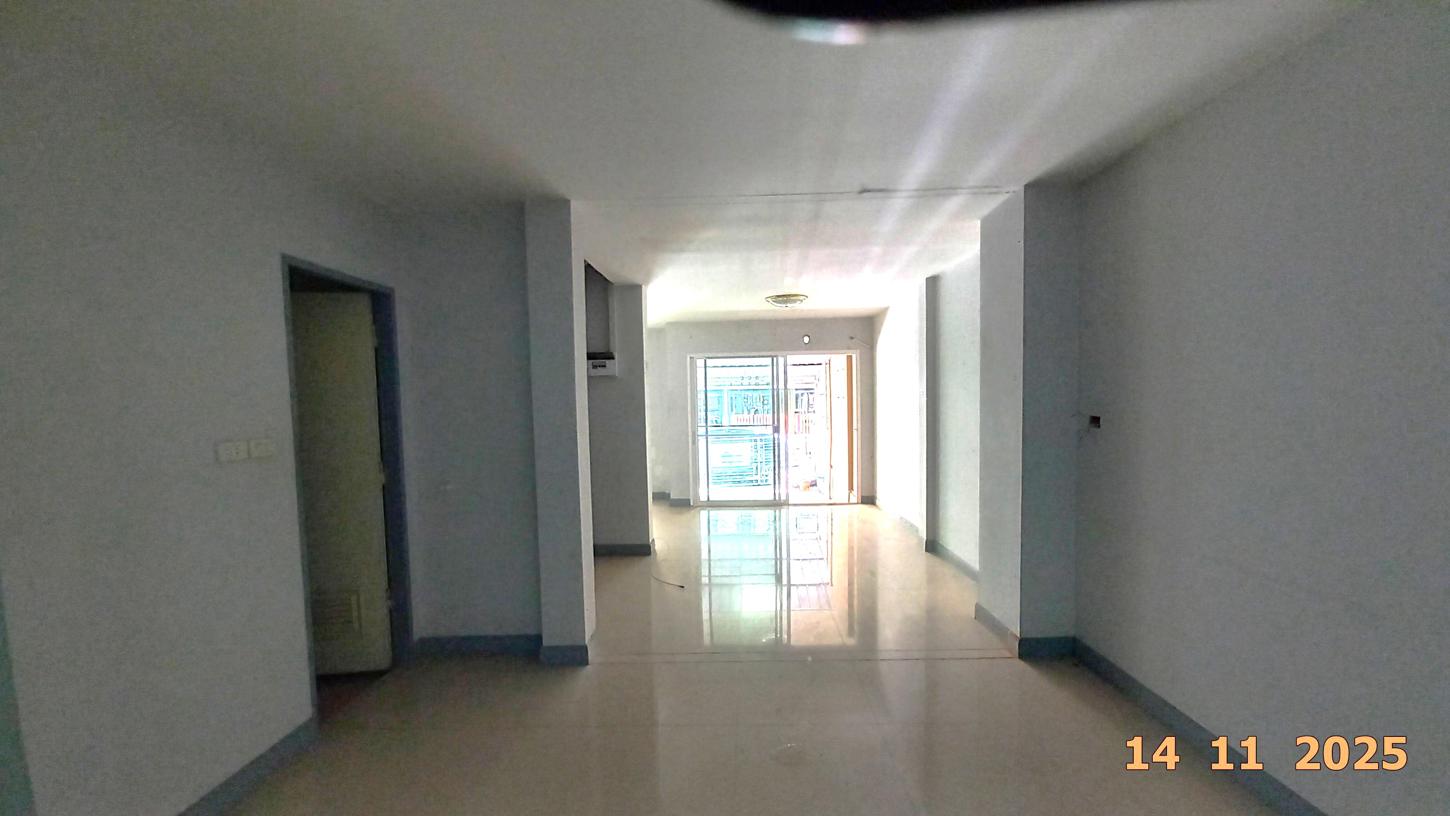 picture TOWN HOUSE 22 Sq.w. Si Racha Chonburi for 1.8M - 16/27