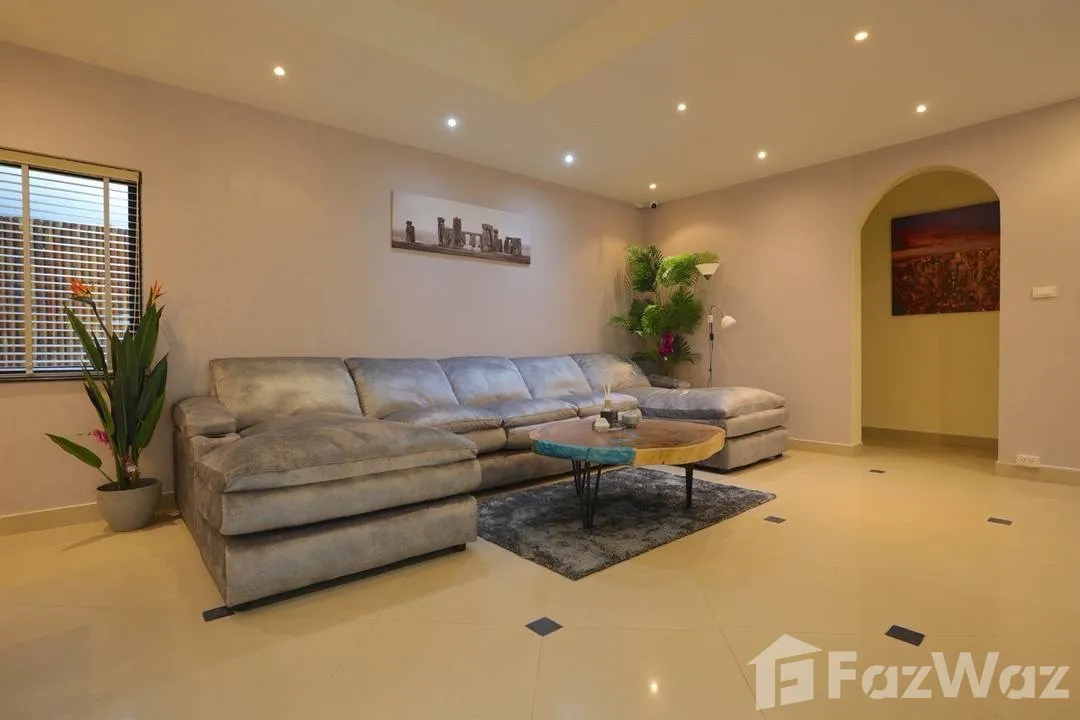 picture Spacious 3BR Villa in Prime Jomtien Location 6787653 - 25/30