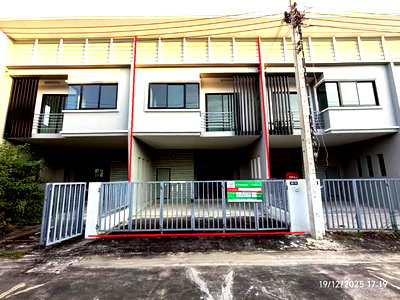 Townhouses for sale Makro Bangbuathong : TOWN HOUSE 18.6 Sq.w. Bang Bua Thong Nonthaburi for 2.1M