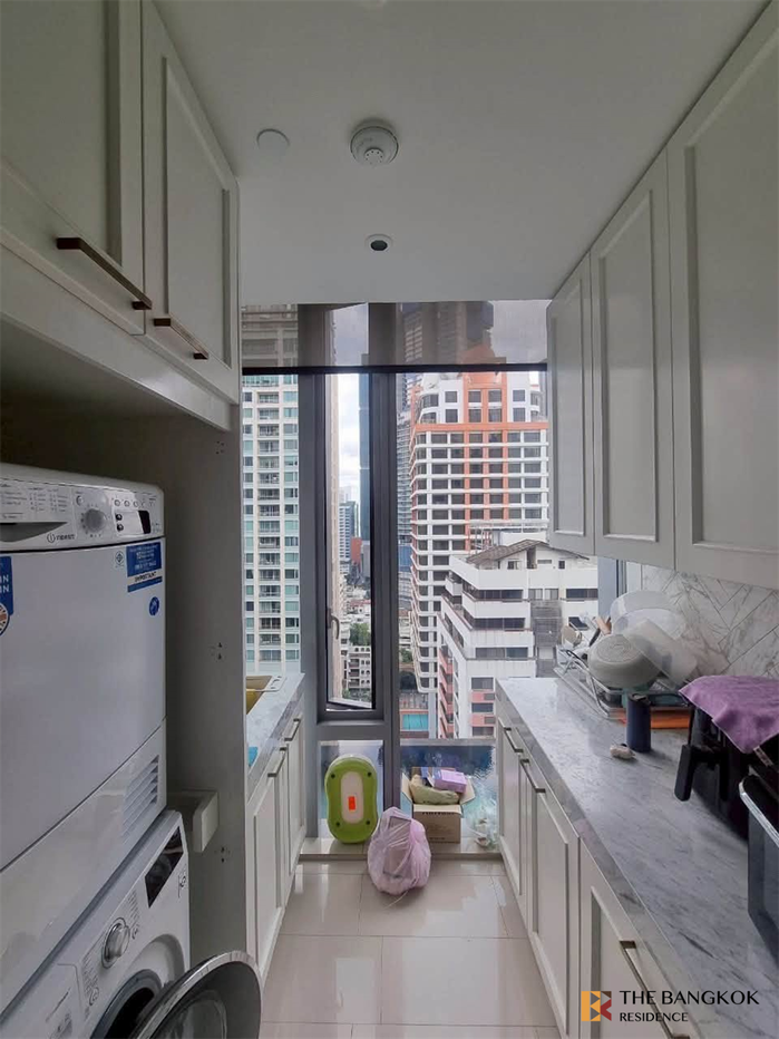 picture Saladaeng residences near MRT Silom Station Luxuriously Elevated Unit - 9/10