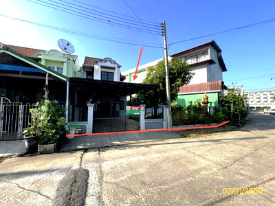 Townhouses for sale Nakhon Pathom : TOWN HOUSE 42 Sq.w. Nakhon Chai Sri Nakhon Pathom for 1.6M