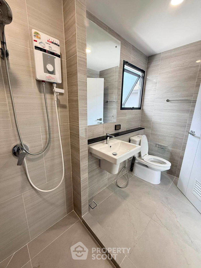 รูป บ้านเดี่ยว 4 ห้องนอน ให้เช่าในโครงการ Britania Bangna - Srivaree (ID 3317246) - รูปที่ 16/22