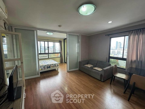 คอนโด 1 ห้องนอน Lumpini Place Narathiwas 24 ย่านช่องนนทรี (ID 3318924)