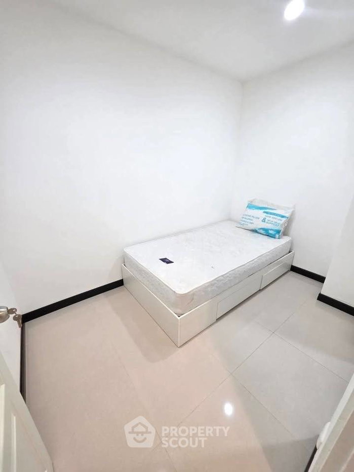 picture 3-BR 400 Sqm At The Waterford Thonglor 11, BTS Thong Lor (ID 3318594) - 6/21