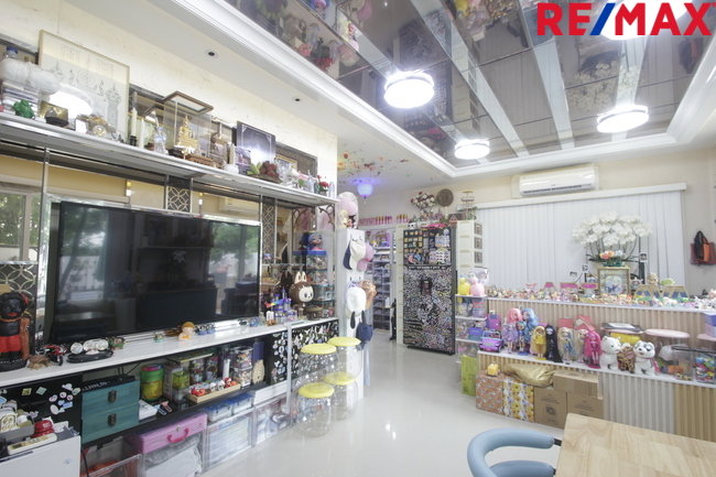 รูป บ้านเดี่ยวคาซ่าวิลล์สุขุมวิท103 เฉลิมพระเกียรติร.๙ซ.22 บ้านรุ่นใหญ่ตกแต่งต่อเติมพร้อมอยู่ ทำเลเด่นหลังมุมตรงข้ามสวน หลังแรกหน้าโครงการ 71.7วา คุ้มสุดๆ - รูปที่ 3/20