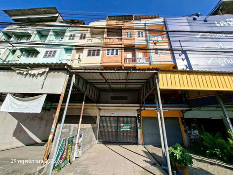 SHOP HOUSE 20 Sq.w. Krathum Baen Samut Sakhon for 4.5M