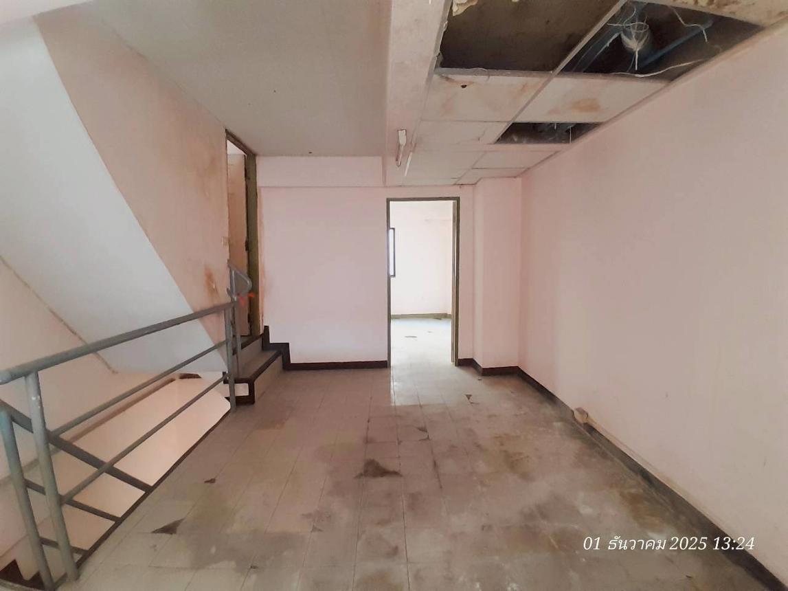 picture SHOP HOUSE 18 Sq.w. Lat Krabang Bangkok for 2.3M - 19/33