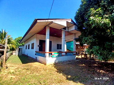 Houses for sale Chiang Mai : HOME 185 Sq.w. Doi Tao Chiang Mai for 939,000