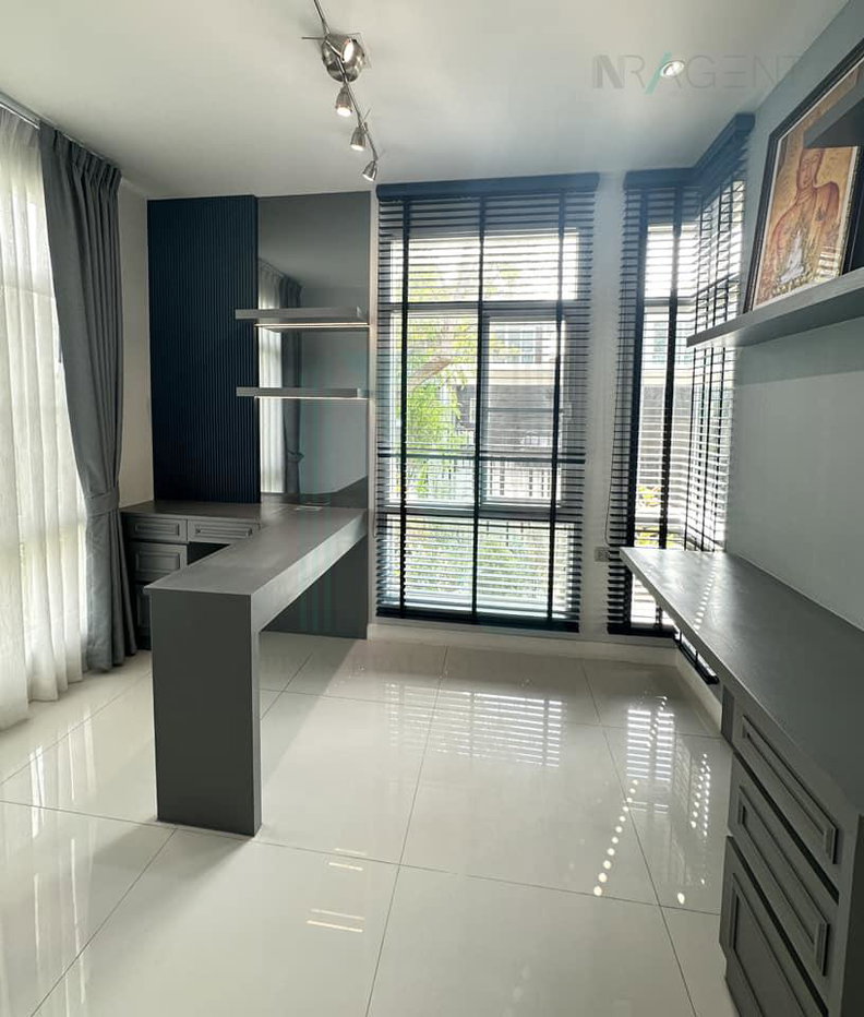 picture 📌 For Sell House MANTANA WESTGATE 2-story 4 bedroom 6 bathroom - 7/8