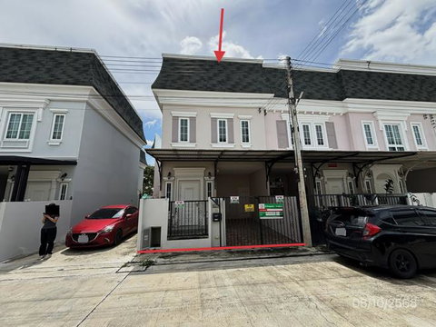 ทาวน์เฮ้าส์ 20.4 ตร.วา บริติช เพลส สามพราน นครปฐม 2.8M