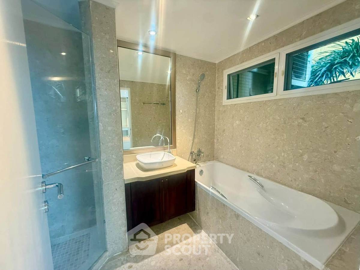 picture 3-BR 140 Sqm At Baan Siri Ruedee Near BTS Phloen Chit (ID 3318873) - 9/23