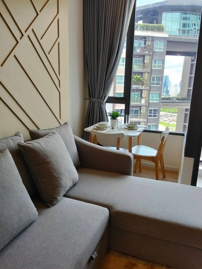 รูป Condo for RENT : Sieamese Rama 9 𝐒𝐢𝐳𝐞 :  40 sqm. DUPLEX 1 Bedroom /1 Bathroom / City view /Closed kitchen  𝐅𝐥𝐨𝐨𝐫 : 17th  Fully furnished - รูปที่ 4/12