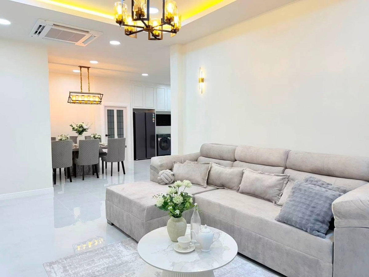 รูป 🏘️HOT DEAL!ขายบ้านพูลวิลล่า หมู่บ้านพัทยาทรอปิคอล 2 | เฟอร์นิเจอร์ครบ พร้อมเข้าอยู่ | สนใจ@sacondo - รูปที่ 4/12