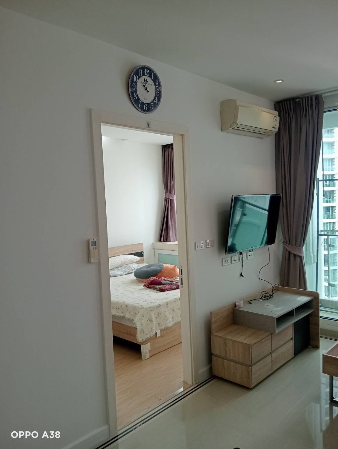 Condo for RENT: TC Green Rama 9 𝐒𝐢𝐳𝐞 :  38 sqm.  𝐓𝐲𝐩𝐞 : 1 Bed 1 Bath /City view  𝐅𝐥𝐨𝐨𝐫 : 17th  Building: C  Fully furnished