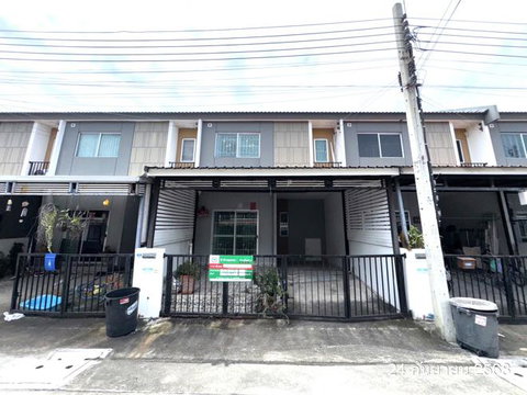 ทาวน์เฮ้าส์ 17.8 ตร.วา บ้านพฤกษา 136 แพรกษา-สุขุมวิท เมืองสมุทรปราการ สมุทรปราการ 1.4M