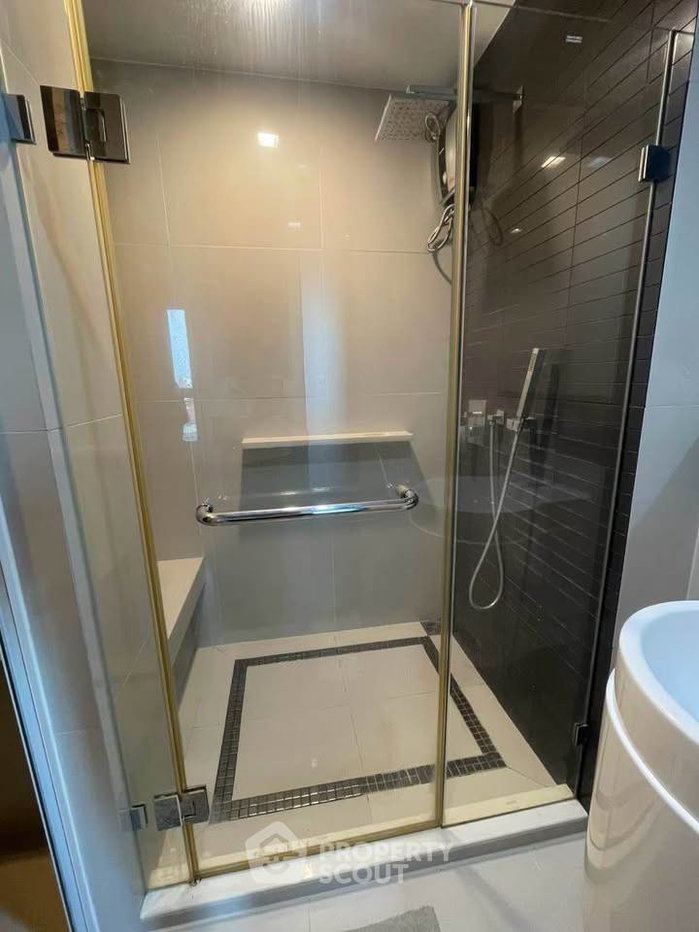 picture 300m To BTS Saphan Taksin | 1-BR Rhythm Sathorn (ID 3318469) - 6/6