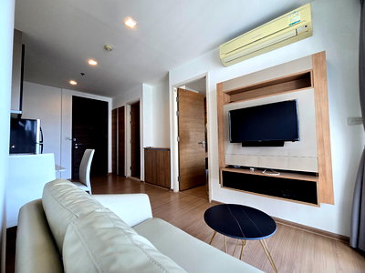 Condos for rent : 🔥Best deal for rent🔥 The inner corner room, private and quiet at Rhythm Sukhumvit 50
