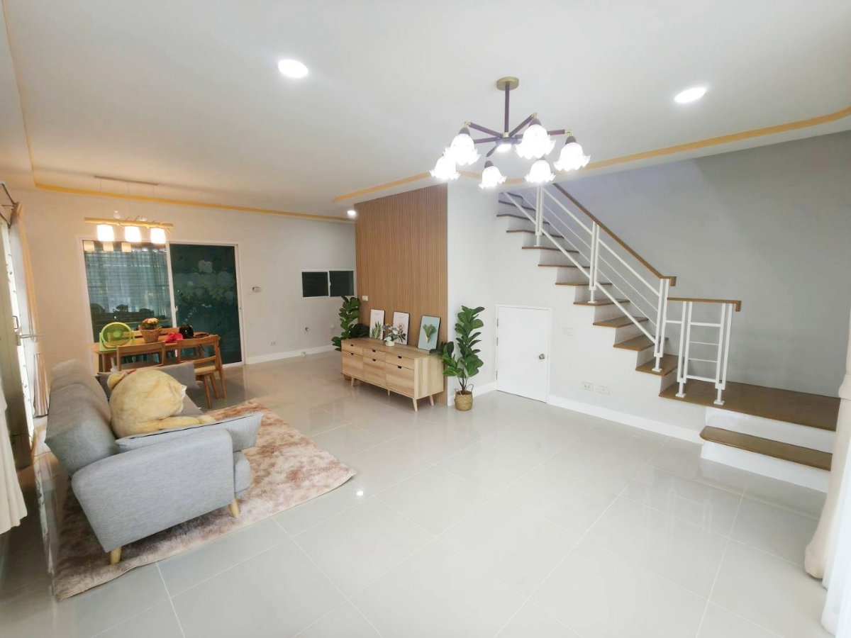 รูป ทาวน์โฮม 2ชั้น หมู่บ้านพลีโน่ วงแหวน-รามอินทรา ถนนเลียบคลองสอง คลองสามวา แต่งรีโนเวทใหม่ ทำเลดี น่าอยู่ มีเฟอร์ฯ - รูปที่ 6/18