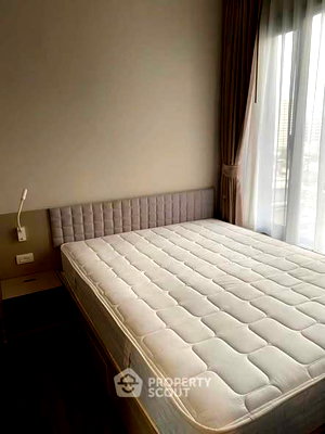 Condos for rent : 200m To BTS Saphan Khwai: 1-BR At Onyx Phahonyothin (ID 3315965)
