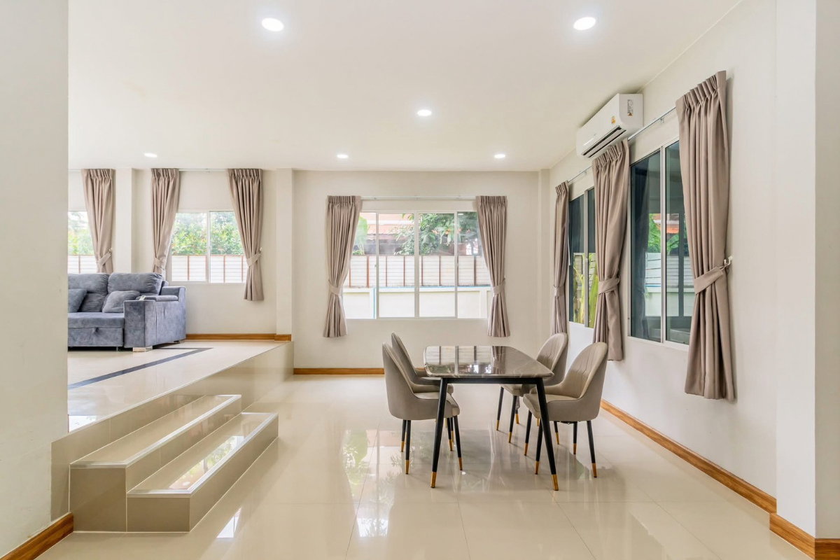 รูป 🏡บ้านเดี่ยวให้เช่า วัชรพล ซอย 3 หมู่บ้านลลิล อินเดอะพาร์ค วัชรพล–พหลโยธิน 4 ห้องนอน 3 ห้องน้ำ รีโนเวทใหม่ | เฟอร์นิเจอร์พร้อม | พื้นที่รอบบ้านกว้าง - รูปที่ 6/15