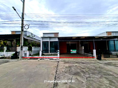 ทาวน์โฮม นิคมเหมราชอีสเทิร์นซีบอร์ด : ทาวน์เฮ้าส์ 40.6 ตร.วา เลควิลล์ ปลวกแดง ระยอง 1.4M