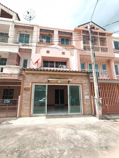 Urgent Sale: The Nature City Phetkasem 69 | 3-story townhome (6 bedrooms + 3 bathrooms) – Only 2,300,000 Baht