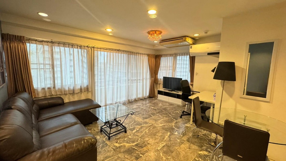 รูป 💥 [𝐏-𝟏𝟎𝟑𝟑𝟗] FORRENT : สราญใจ แมนชั่น ห้องกว้าง ทำเลใจกลางเมือง! ใกล้ BTS นานา 𝟐𝟓,𝟎𝟎𝟎/ด. | Line ID @easycondoplus | 099-229-6397 - รูปที่ 1/12