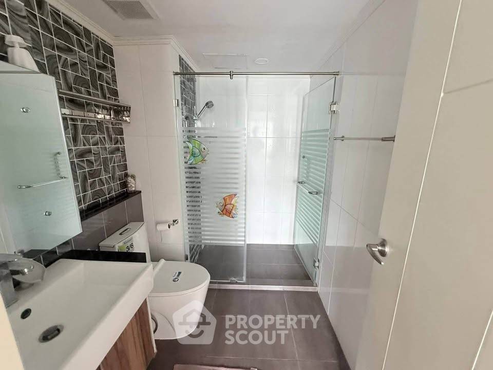 picture 1-BR Condo at Dusit Grand Park close to Pattaya (ID 3317820) - 7/10